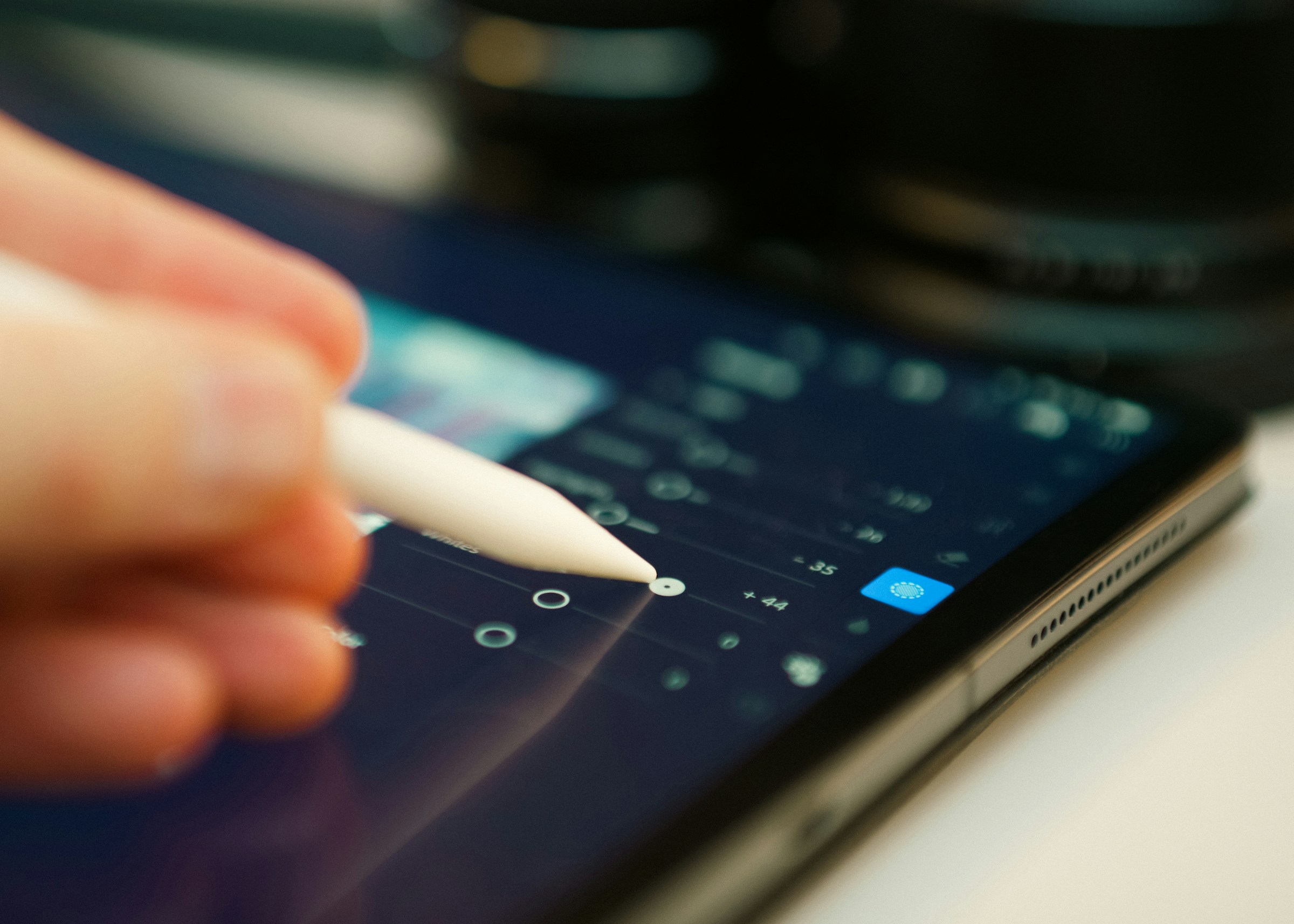 10 Best Vector Illustration Sites for Logos, Icons, and Branding